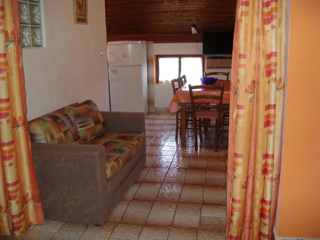 Apartments Radulovic Biograd Na Moru Oda fotoğraf